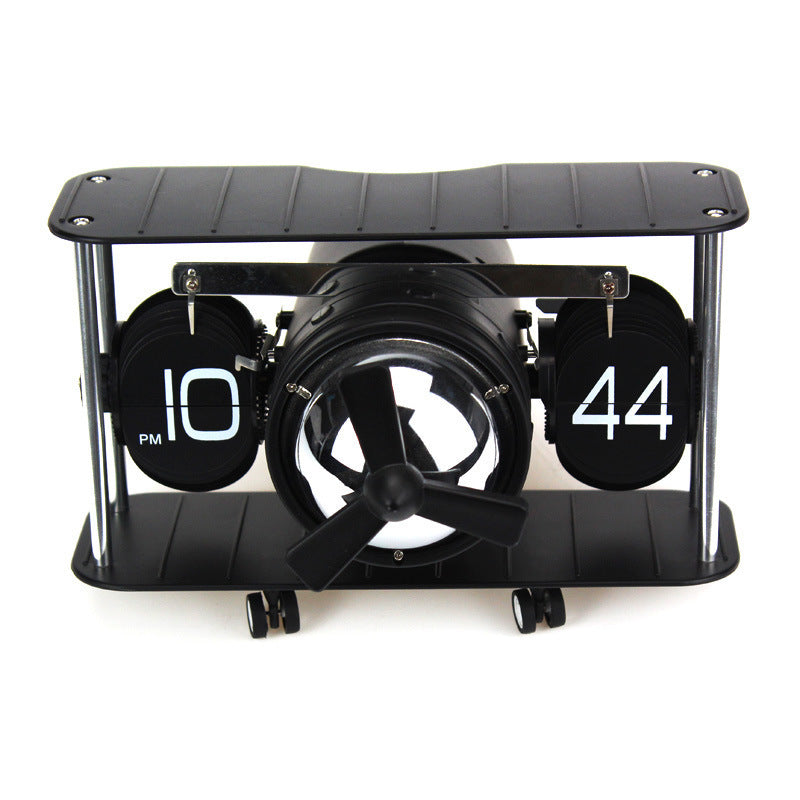 Flipping Clock, Creative Personality Art Modeling Clock, European-style Airplane Model Clock